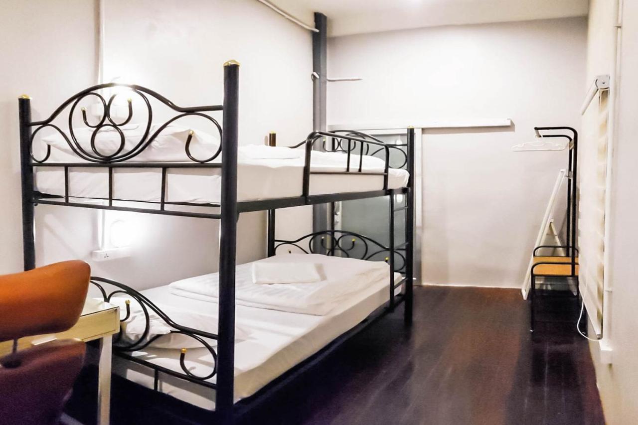 Oyo 480 Lemon Siam Hostel Bangkok Extérieur photo