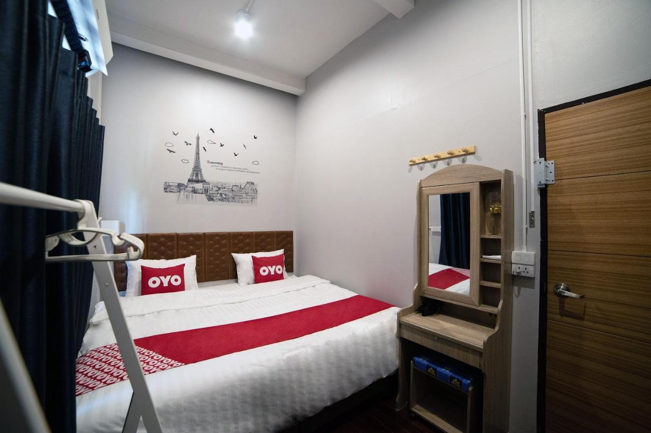Oyo 480 Lemon Siam Hostel Bangkok Extérieur photo