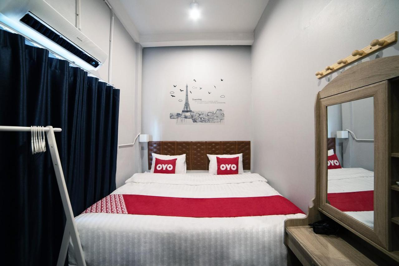 Oyo 480 Lemon Siam Hostel Bangkok Extérieur photo