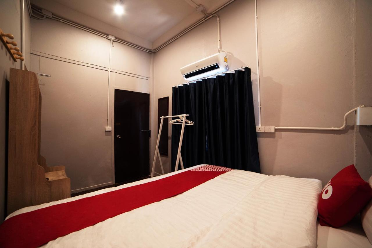 Oyo 480 Lemon Siam Hostel Bangkok Extérieur photo